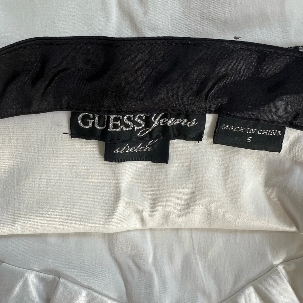 GUESS Black and White Halter Dress - Picture 7 of 7